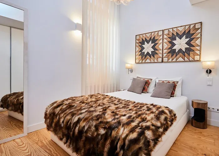 Apartment New Duplex In The Heart Of Lisbon, Principe Real Lisbon