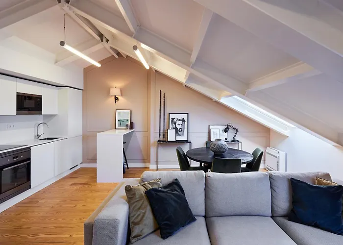 New Duplex In The Heart Of Lisbon, Principe Real Appartement *